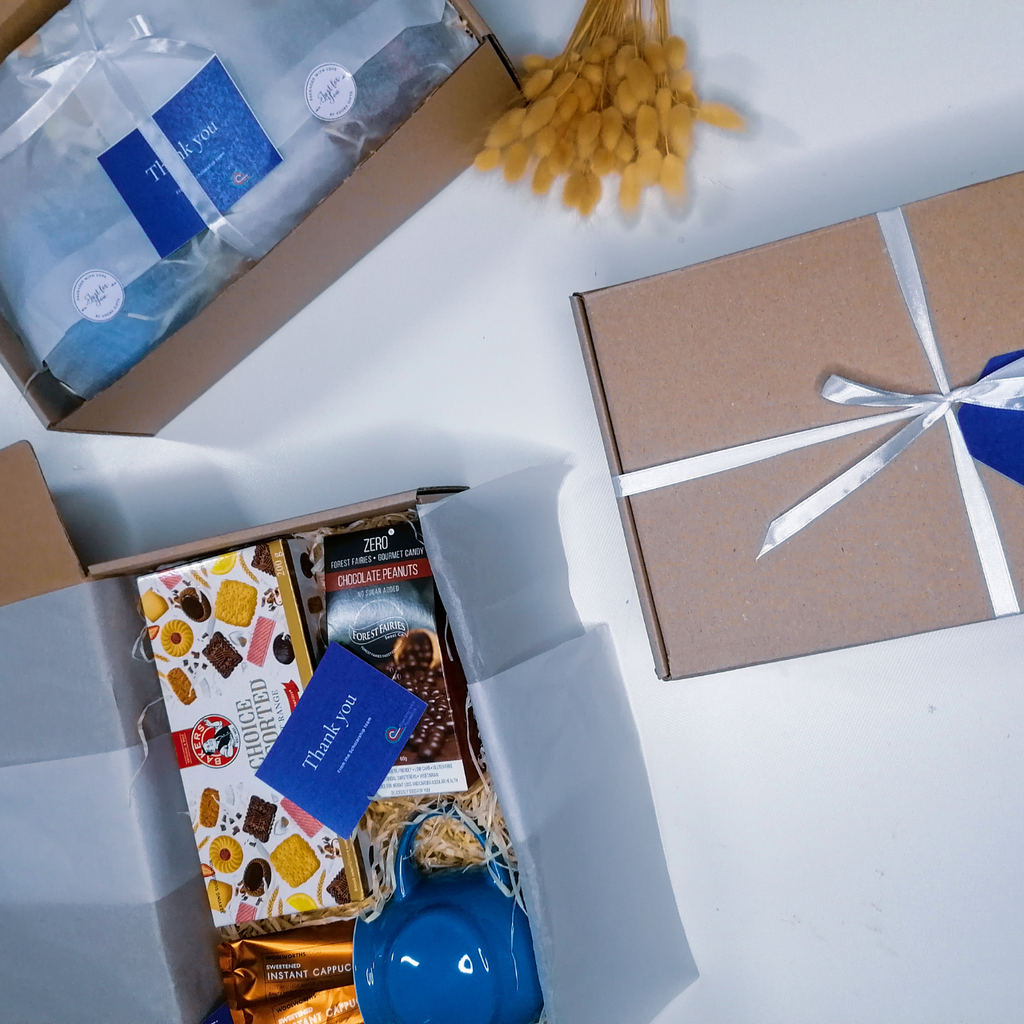 Coffee lover's Gift Box – Adore Gifts