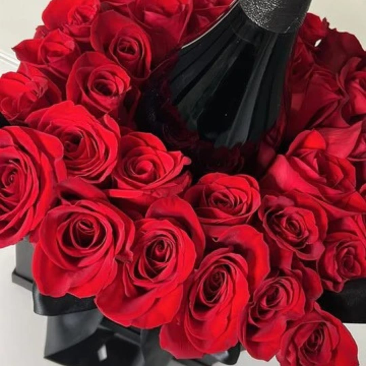 Flower and Wine Box (Non- Alcoholic)