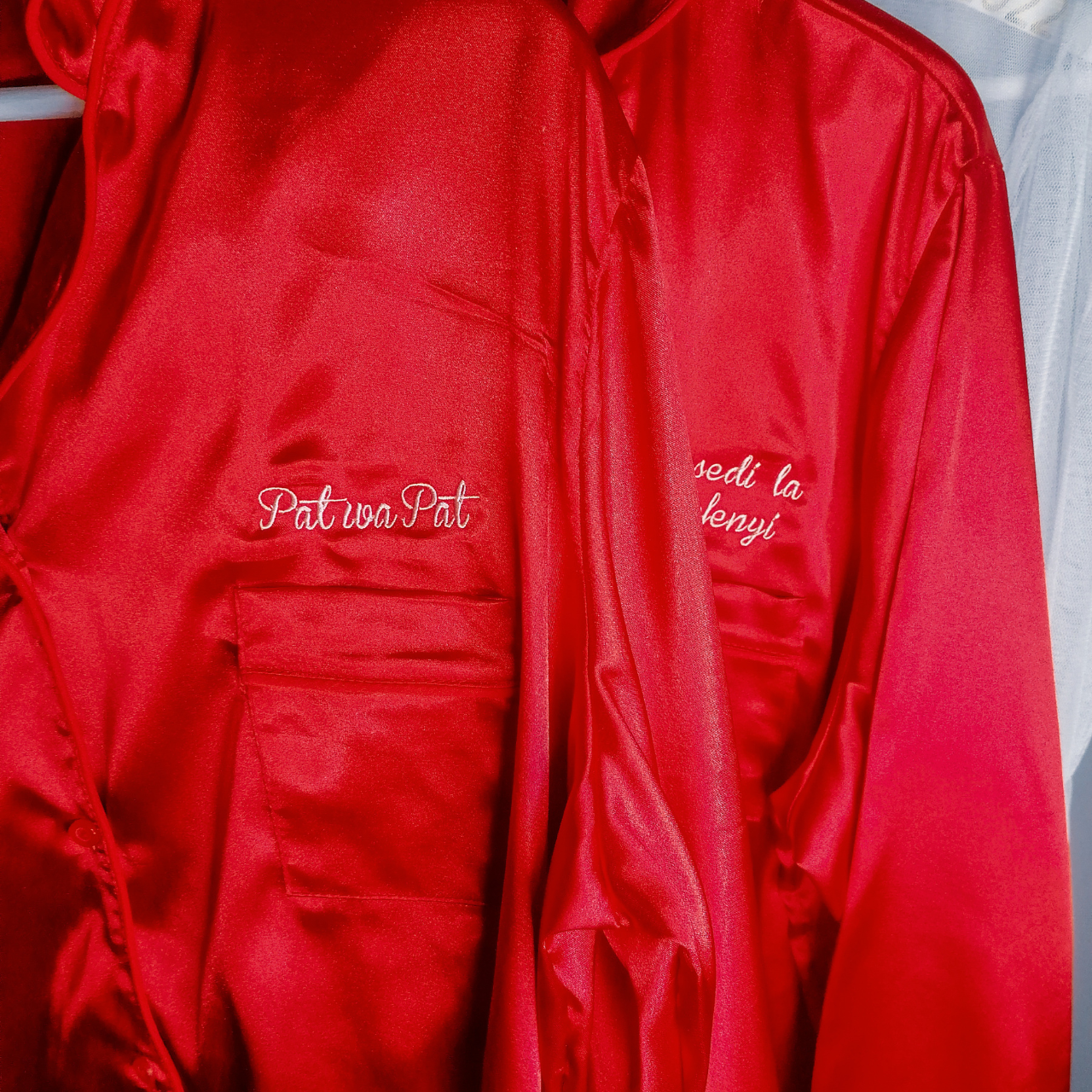 Classy Pyjama Set with Feathers