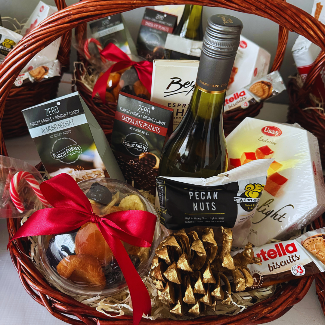 Snack and Wine hamper